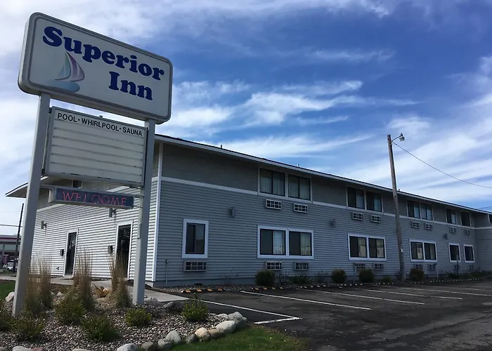 Superior Inn