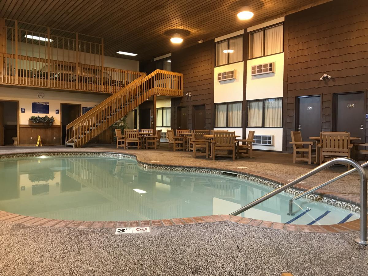 Superior Inn Superior